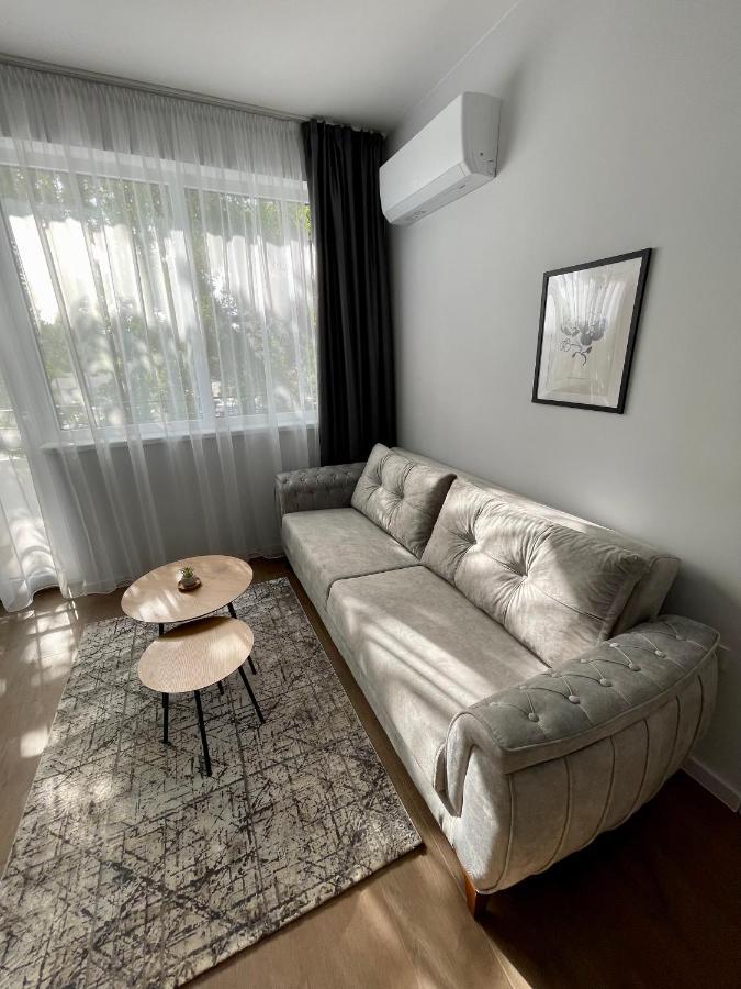 Vanquish Central Apartment Varna Exteriör bild