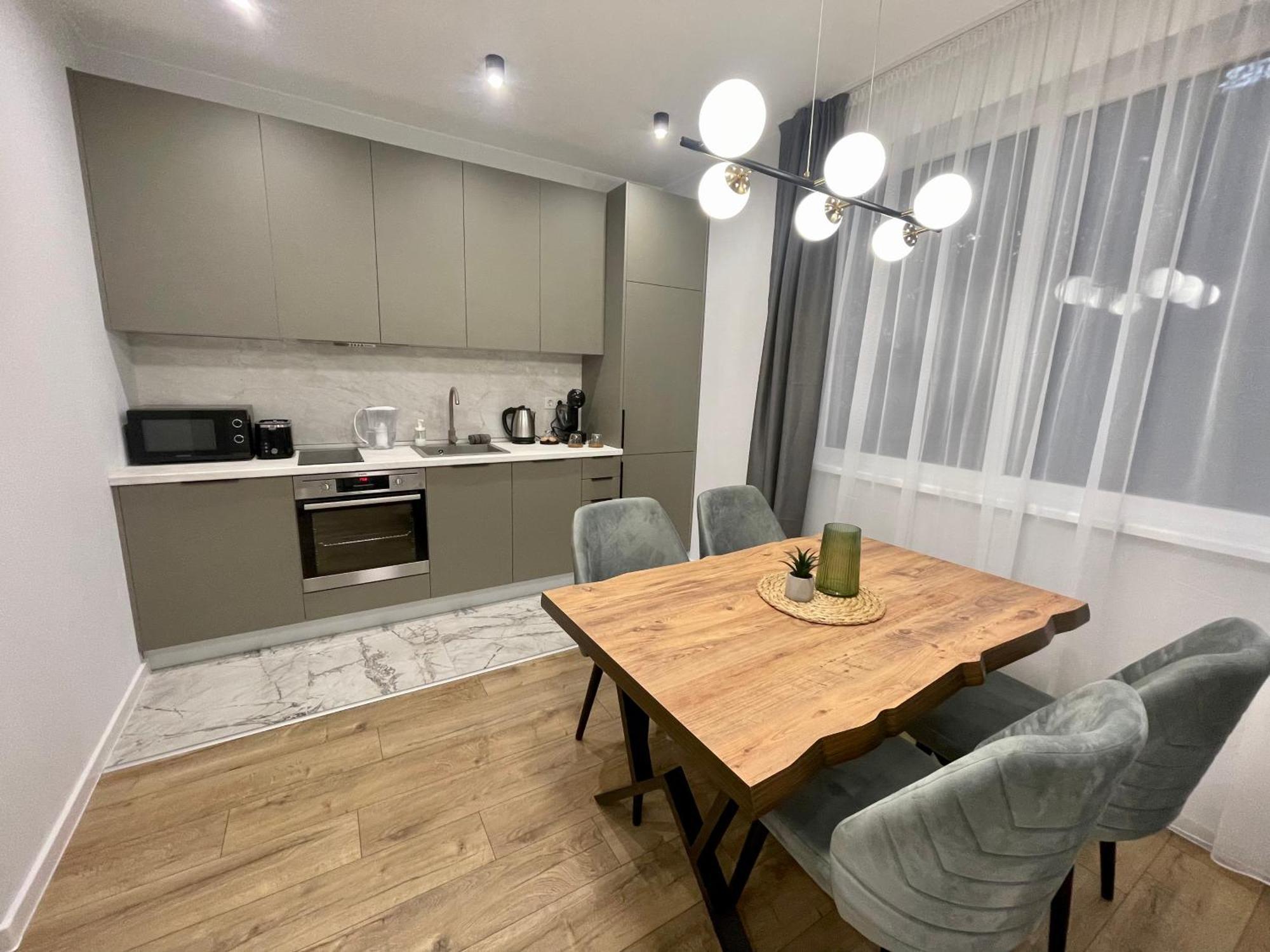 Vanquish Central Apartment Varna Exteriör bild